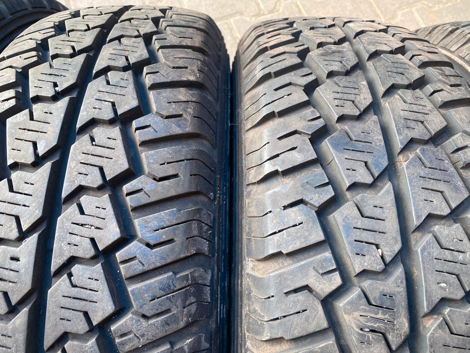 4 x Sommerreifen Hankook 195/70 R15 C 104/102R mit 9mm + 10mm in Klein-Winternheim