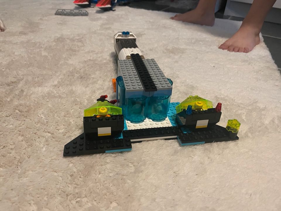 Lego Sachen und Hubschrauber in Lübeck