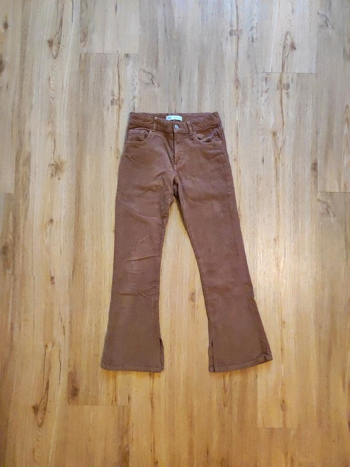 Neue Schlaghose Cordhose Zara Gr. 152 in Garmisch-Partenkirchen