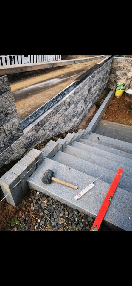 Terrassenplatten verlegen,Pflaster verlegen,Mauer arbeiten in Espenau