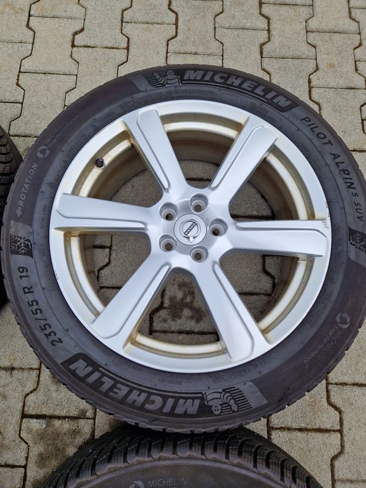 19 Zoll Volvo XC90 Felgen Winterreifen Kompletträder 235/55R19 in Rodgau