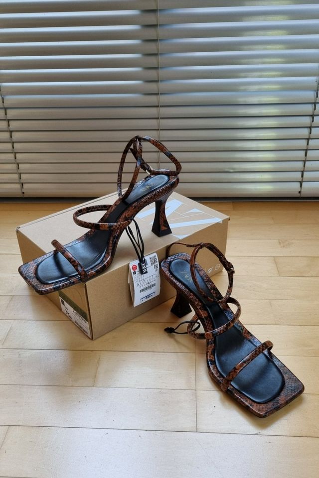 *ZARA* Echt Leder Riemchen Sandalen Braun 39 NP69,95€ NEU! in Ingolstadt