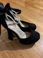 High Heels Baden-Württemberg - Ulm Vorschau
