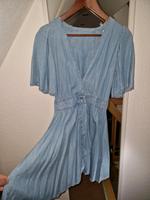 Kleid Guess Neu größe XS Kiel - Elmschenhagen-Nord Vorschau