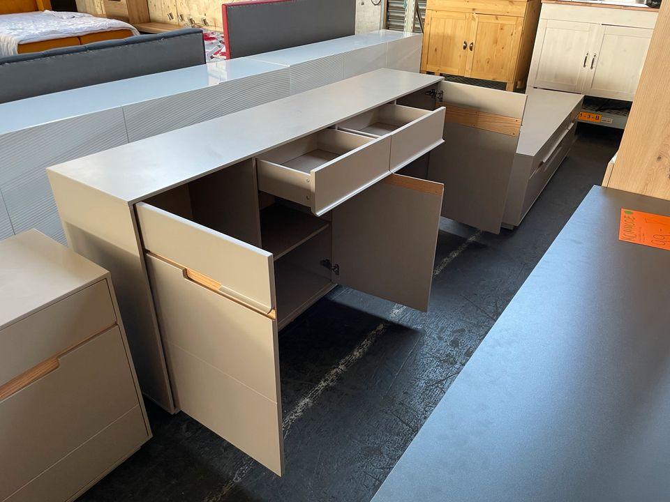 Highboard Schrank Kommode Schublade Holz grau Aufbewahrung in Bielefeld