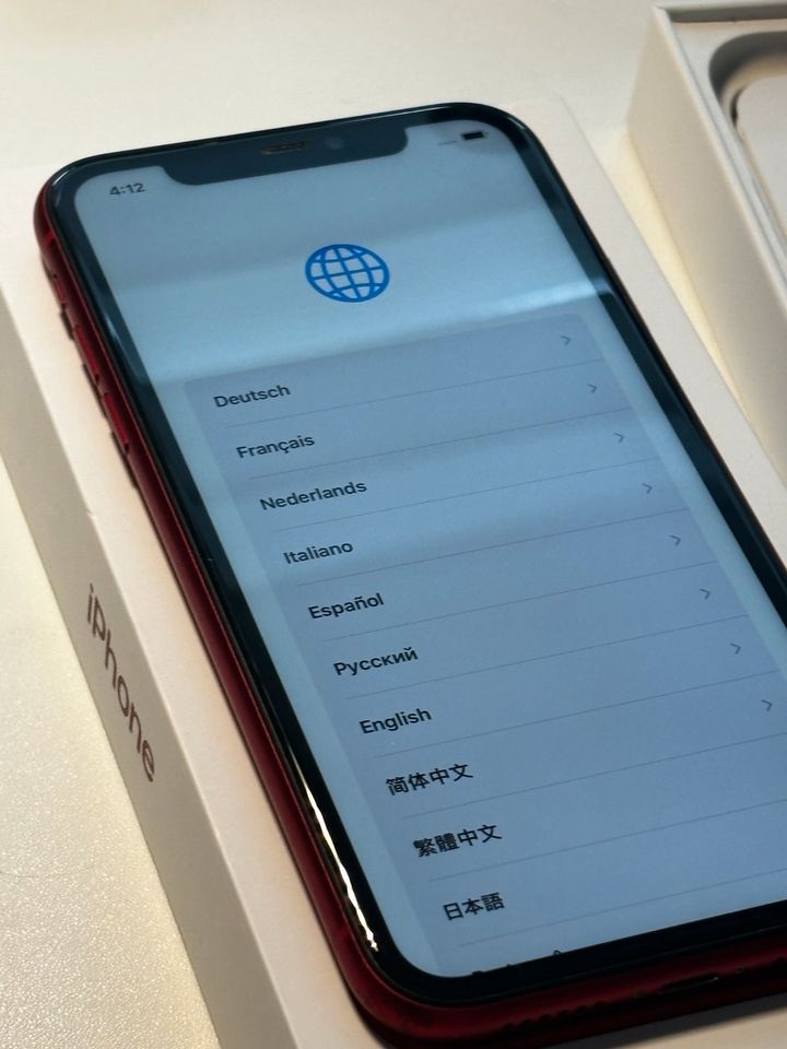 RABATT: WIE NEU! Iphone 11, RED, 128GB in Karlsruhe