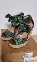 UGG LUCIANNA Damen Keilsandalette Wedge Sandalen Schuhe 40 Nordrhein-Westfalen - Ahlen Vorschau