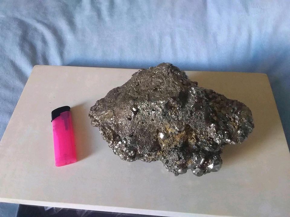 Pyritt ca. 3,5 KG. und andere in Datteln