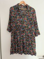 Süßes Blumenkleid Hessen - Kassel Vorschau