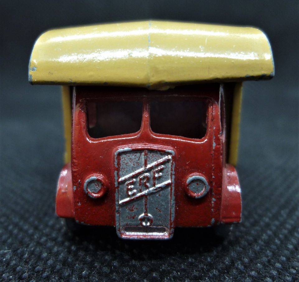 Matchbox No. 35 "MARSHALL HORSE BOX MK7“ - kleine graue Räder in Berlin