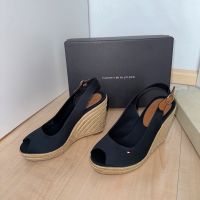 NEU Tommy Hilfiger Damen Keilabsatz Sandalen Blau Gr. 36 Baden-Württemberg - Sinsheim Vorschau