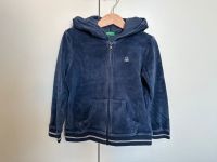 Benetton Sweatjacke / Velour 104/110 Berlin - Mitte Vorschau