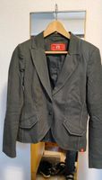 Fein gestreifter grauer Blazer von EDC by Esprit Größe M Nordrhein-Westfalen - Recklinghausen Vorschau