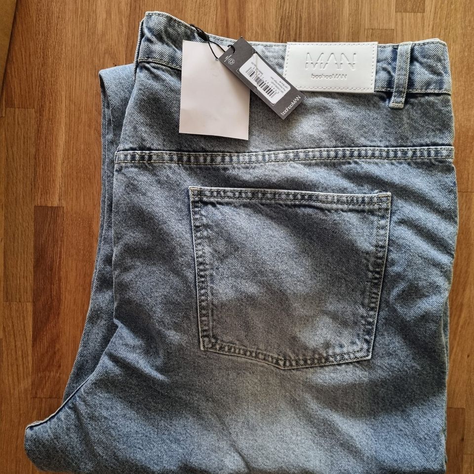 Jeans GRÖSSE: 46, FARBE: LIGHT BLUE in Flörsheim am Main