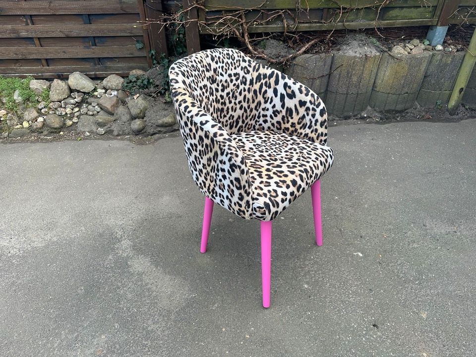 Stuhl Sessel Leo Leopard Leomuster Pink Designer Möbel Stoff in Hamburg