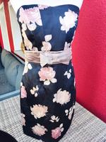 H&M Kleid Cocktailkleid schwarz Blumen Gr. 40 Bayern - Mantel Vorschau