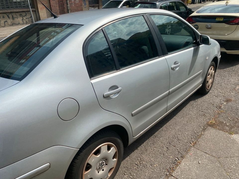 VW Polo Limousine in Berlin