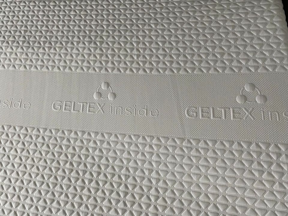 Schlaraffia Topper GELTEX inside 180x200 Neuwertig! in Erftstadt