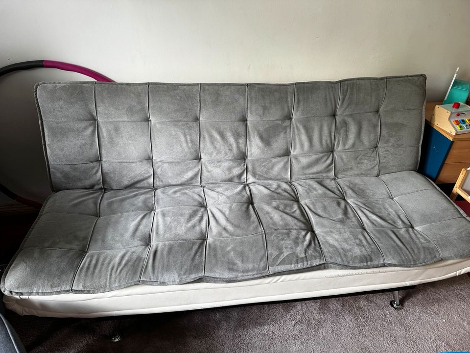 Sofa zum ausklappen in Berlin