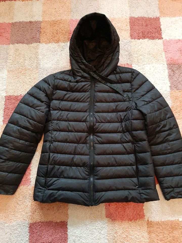 Steppjacke 40 ,  Damenjacke 40 in Castrop-Rauxel