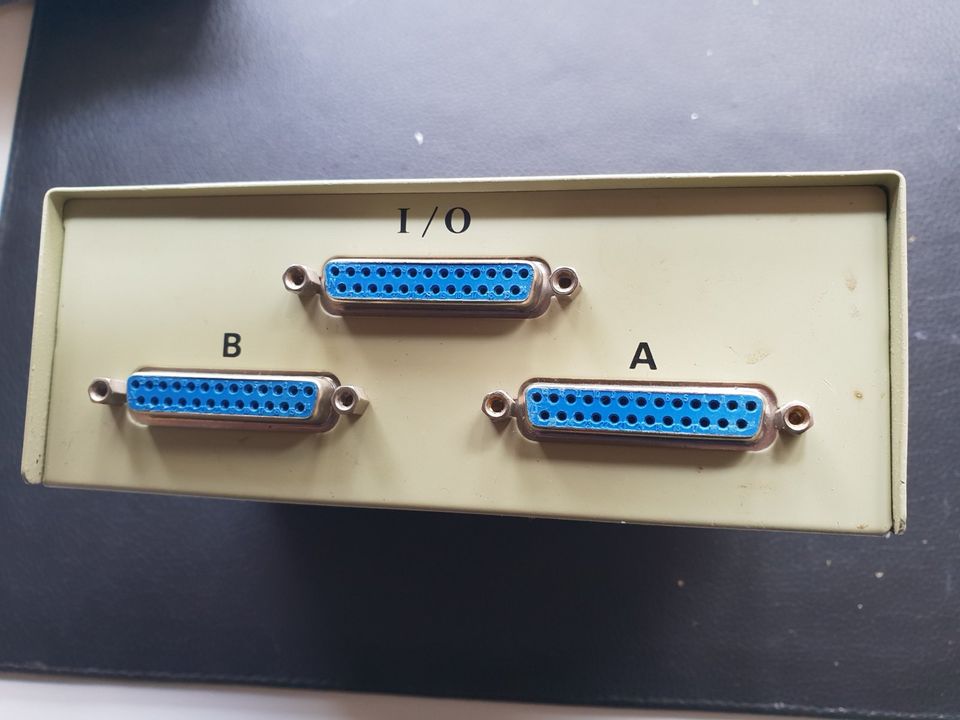 DATA Transfer Switch 2 Port DB25 in Sprockhövel