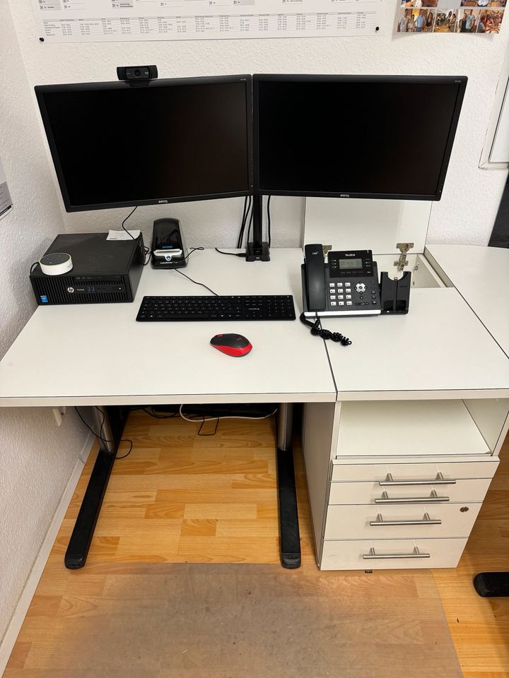 Schreibtisch/ Bürotisch in Bietigheim-Bissingen