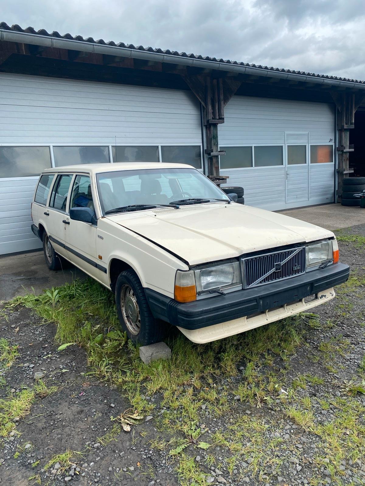 Abbildung des Autos Volvo 740 Kombi D24 Dies…