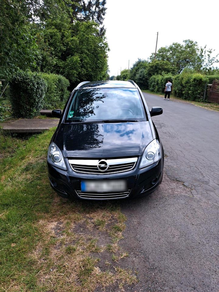 opel zafira 7 sitzer 2013   Diesel in Hannover