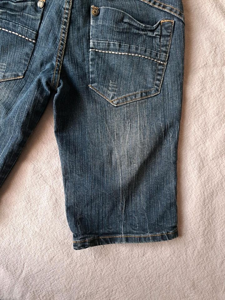 Kurze Jeans Größe XS in Stralsund