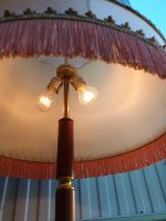 Alte Wohnzimmer Stehlampe Stubenlampe 70/80 Jahre Niedersachsen - Wendeburg Vorschau