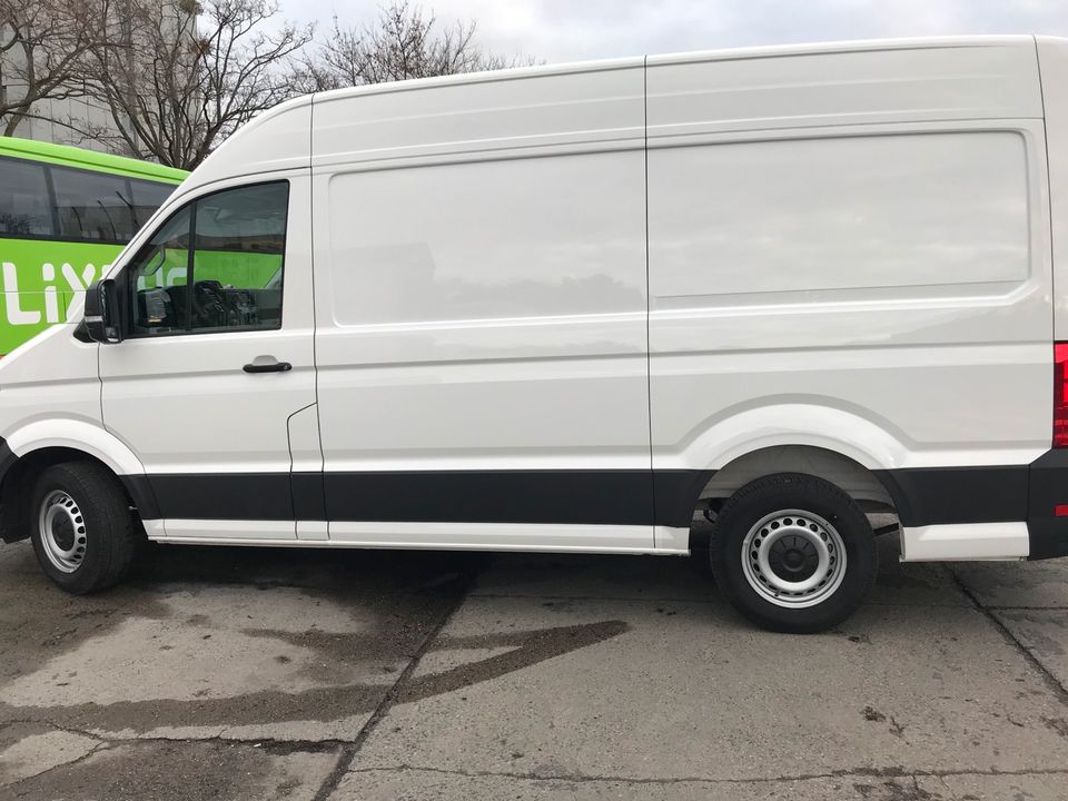 Transporter mit Fahrer mieten& Umzüge in Dresden