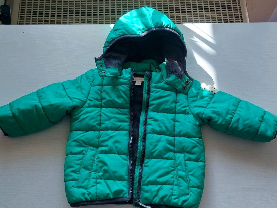 Winterjacke Gr. 74 - Esprit - Jungs - Top Zustand in Königheim