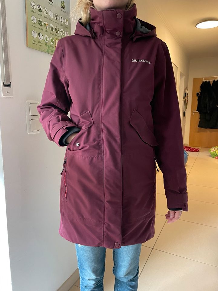 Didriksons Parka Tanja Damen 34 Bordeaux rot in Dortmund