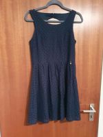 Only Cocktailkleid /Minikleid dunkelblau Spitze,  Größe 38 neu Nordrhein-Westfalen - Solingen Vorschau