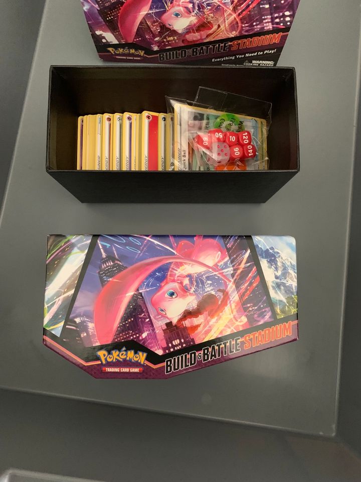 Pokémon Boxen und Tins in Köln