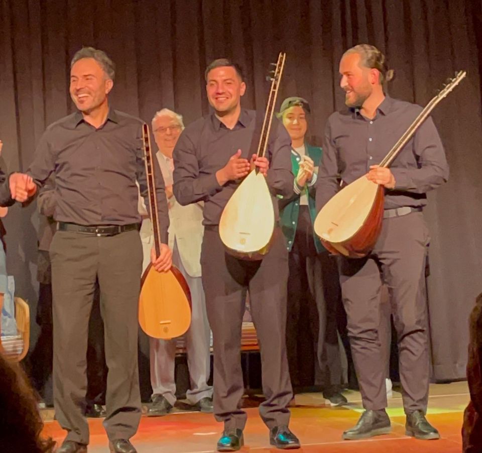 Bağlama Kursları ( Saz Unterricht) in Berlin