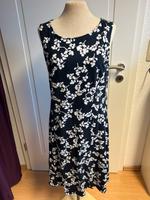 Street One Kleid Gr. 40 Dunkelblau/weiß Niedersachsen - Lüchow Vorschau