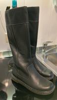Dr Martens kniehoch schwarz Leder Größe 37 Bayern - Aschaffenburg Vorschau