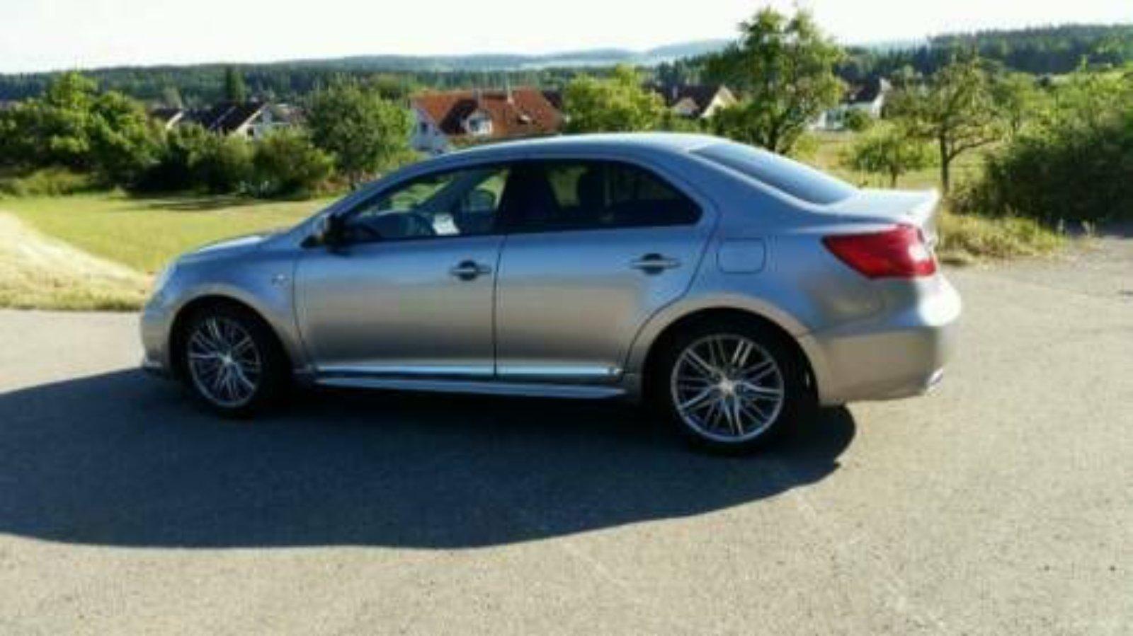 Abbildung des Autos Suzuki Kizashi 2.4 Sport