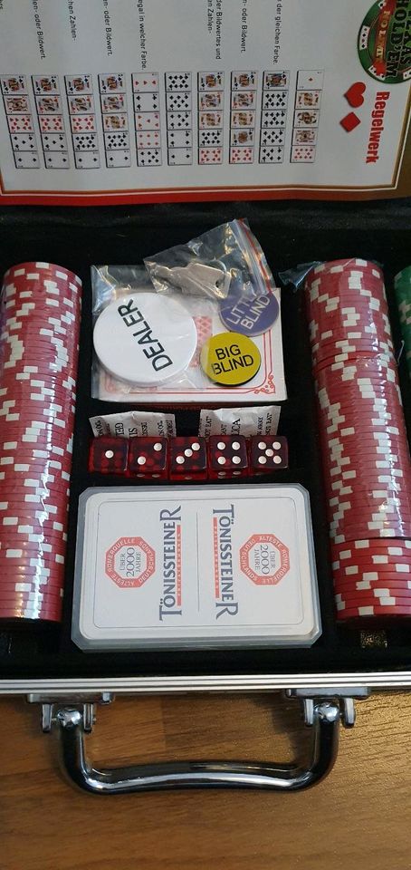 Pokerset Koffer Kartenspiel Würfel NEU Poker Set in Berlin
