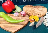 Olivenholz/Handmade/Brettchen/Herz Nordrhein-Westfalen - Bad Laasphe Vorschau