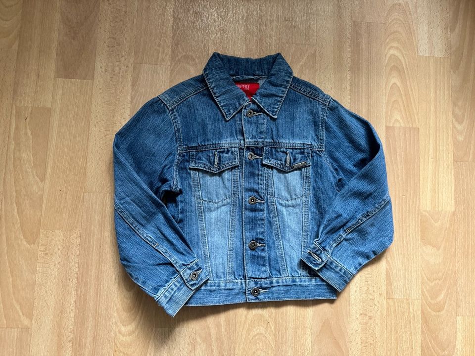 Esprit Jeansjacke 116/122 in Berlin