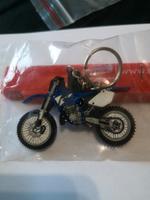 Yamaha YZ250 2-Takt blau Schlüsselanhänger Gummi NEU Findorff - Findorff-Bürgerweide Vorschau