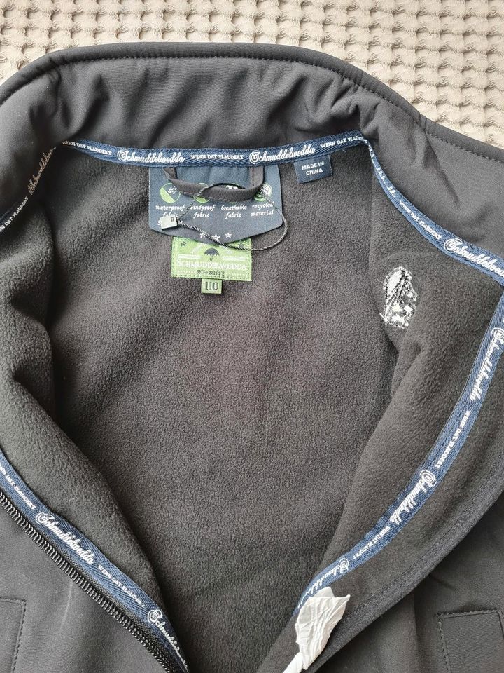 Schmuddelwedda Softshelljacke Jacke Jungen Größe 110 neu in Hohne