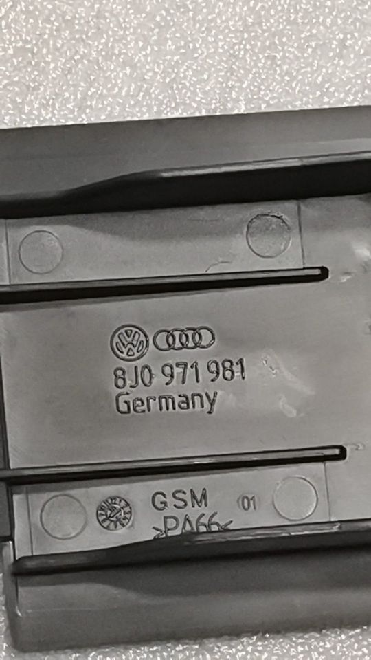 8J0971981 Original Audi TT Kappe Verkleidung Abdeckung Schwarz in Hannover