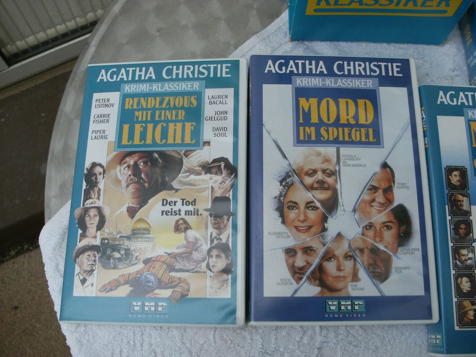 5 Videocassetten Agatha Christie in Bad Waldsee