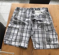 Herren Shorts 34 inch  wenig getragen Nordrhein-Westfalen - Petershagen Vorschau