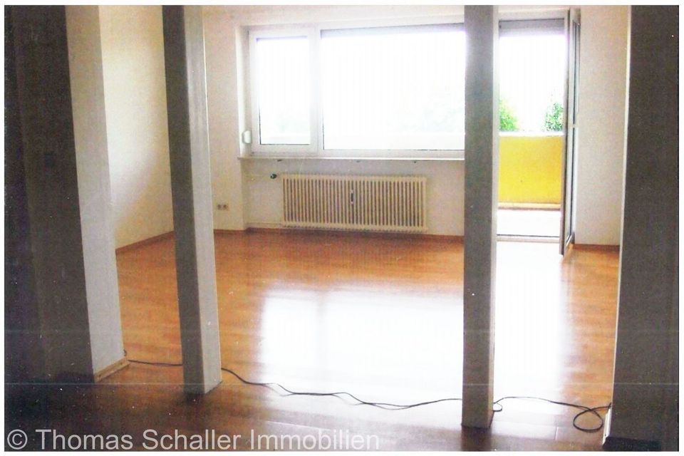 4,5 Zimmer Wohnung mit Balkon in Kelkheim/Eppenhain in Kelkheim