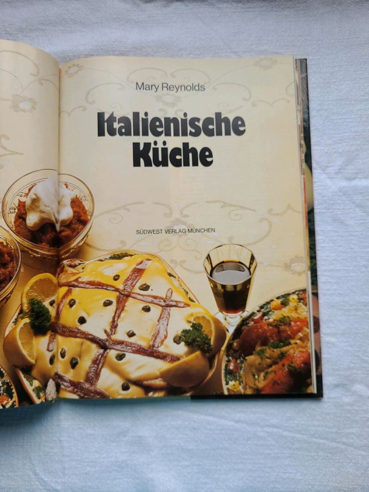 Italienische Küche von Mary Reynolds in Datteln