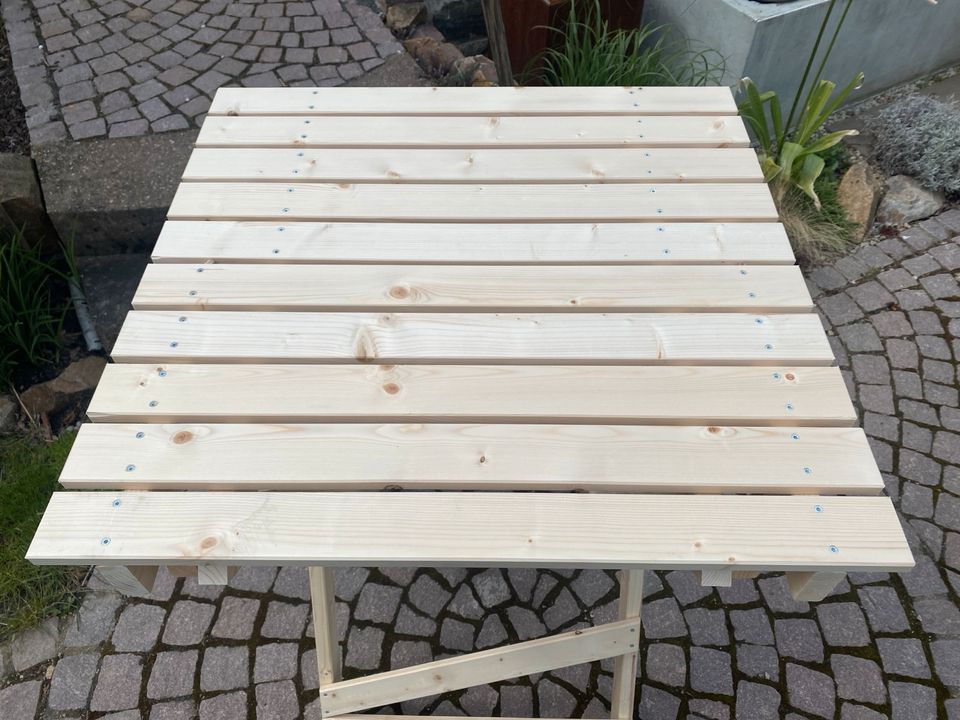 Gartentisch / Stehtisch / Biertisch / Klapptisch - Handarbeit in Döbeln